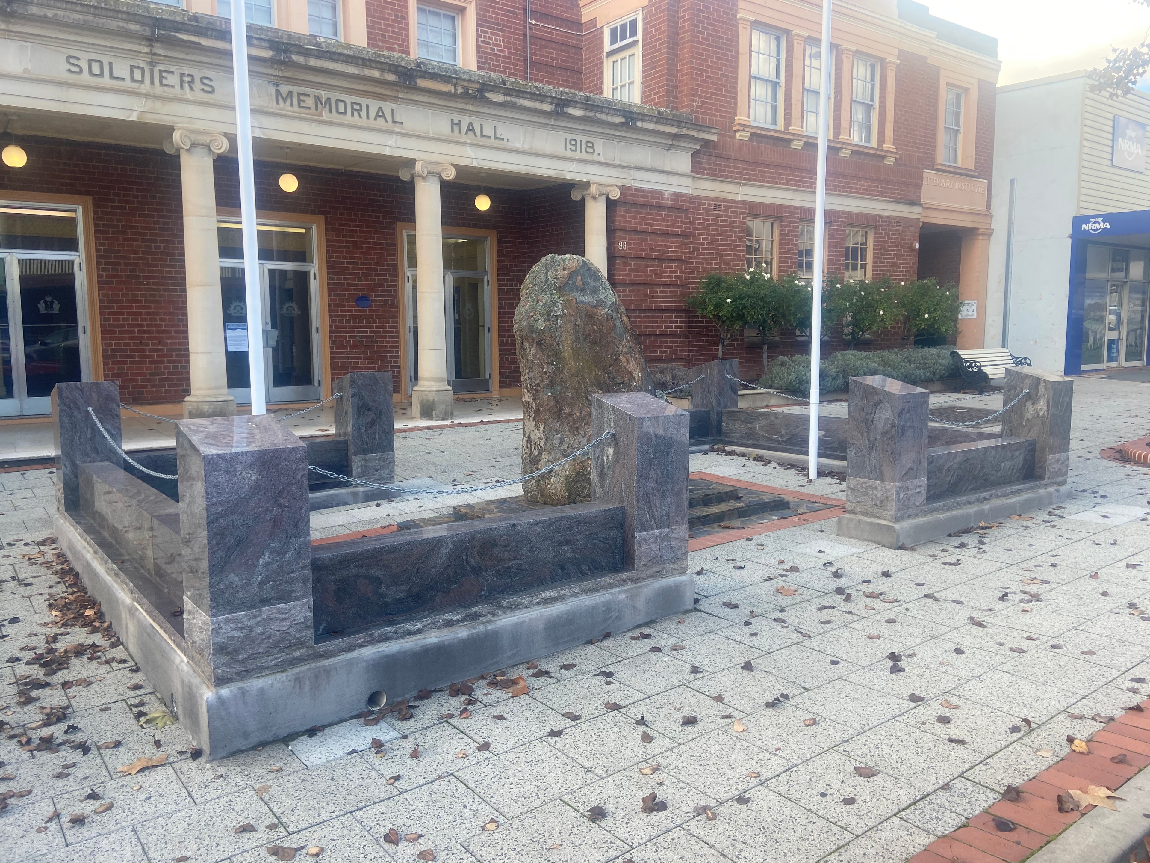 Soldiers Memorial Hall war memorial installation
