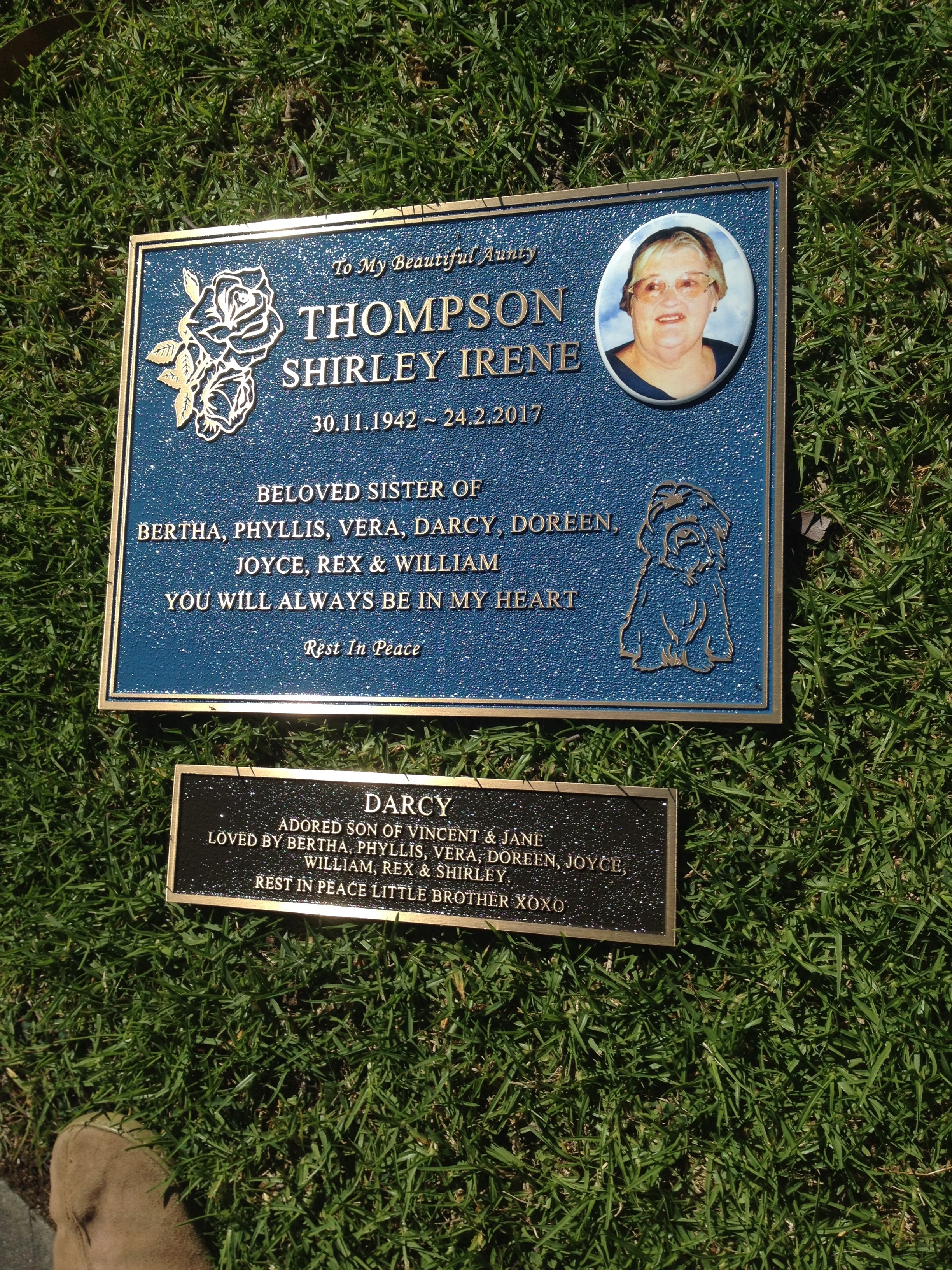 Custom memorial plaque example 16