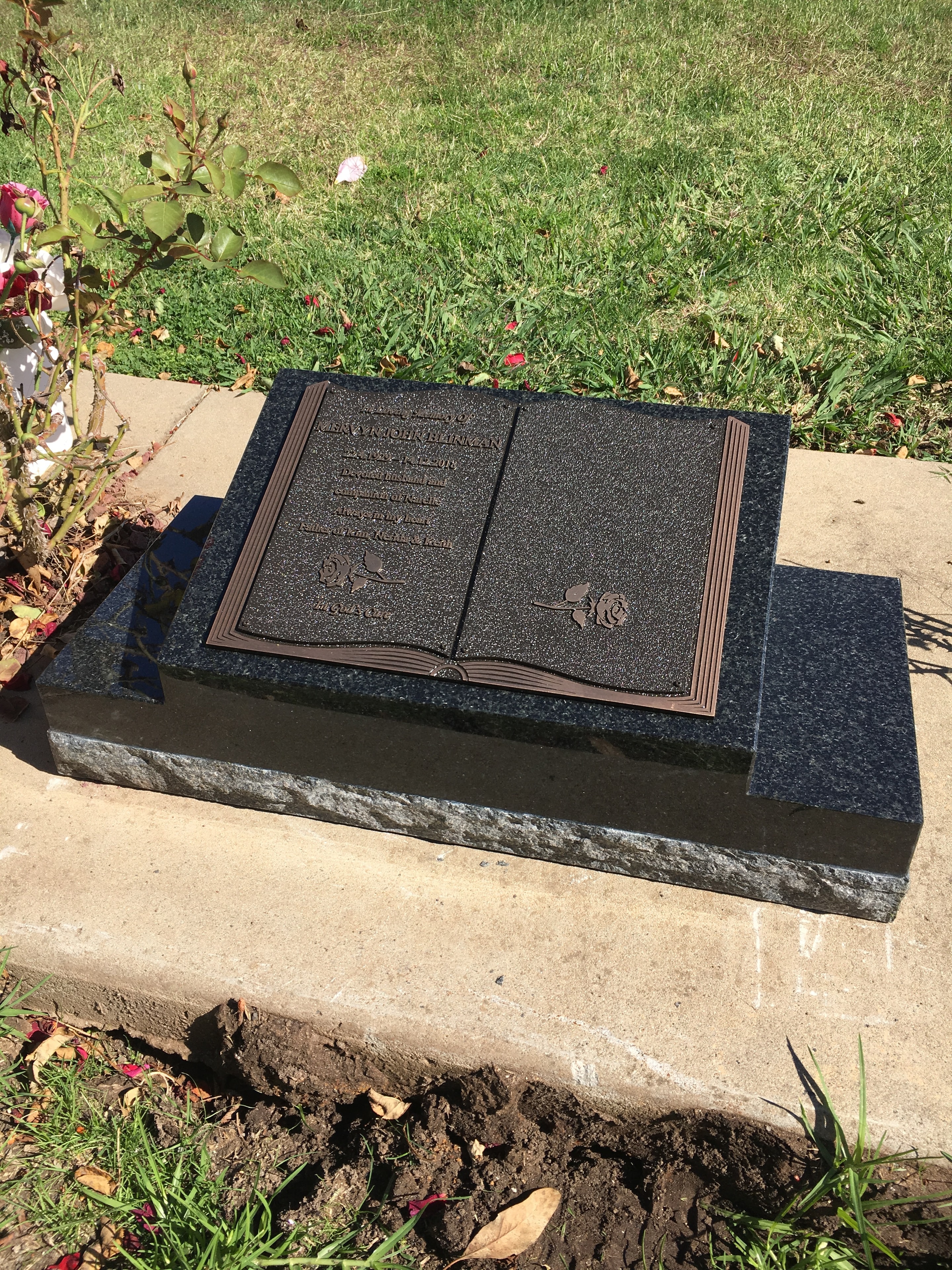 Custom memorial plaque example 8